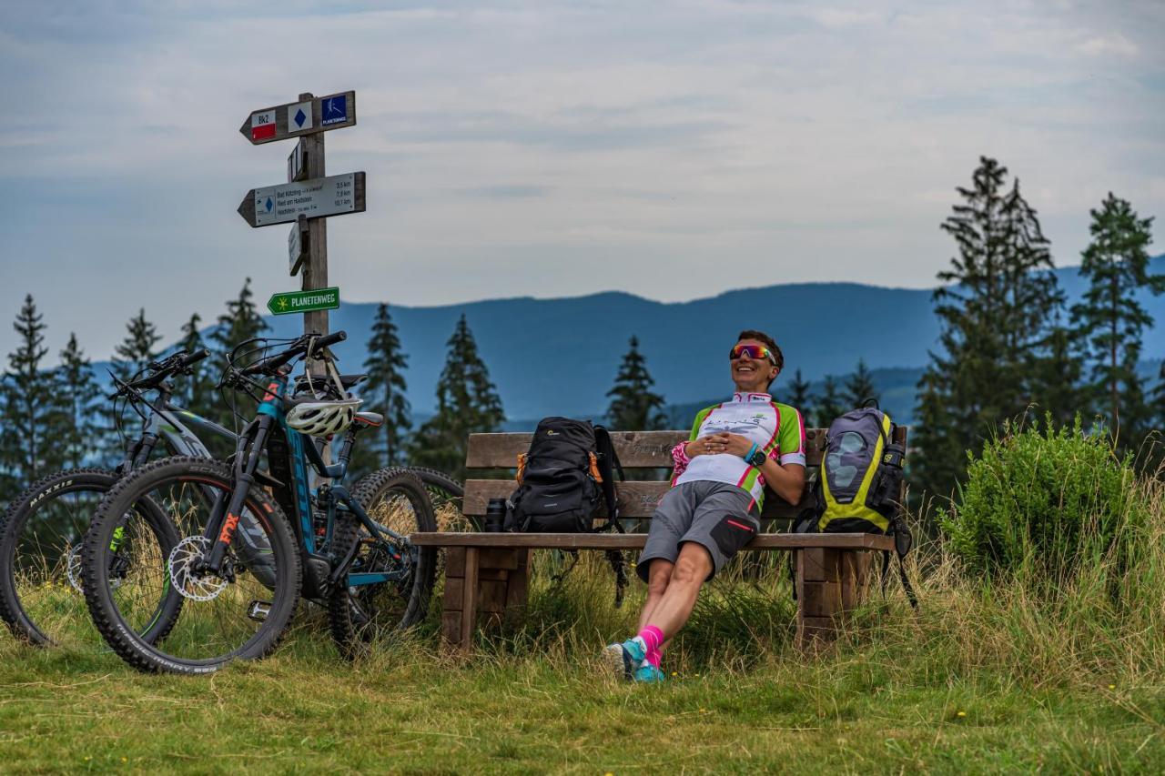 Wander Und Aktiv Hotel Roesslwirt Lam Esterno foto