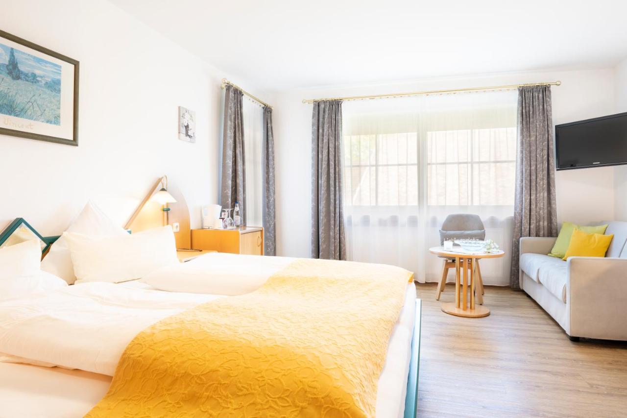 Wander Und Aktiv Hotel Roesslwirt Lam Esterno foto