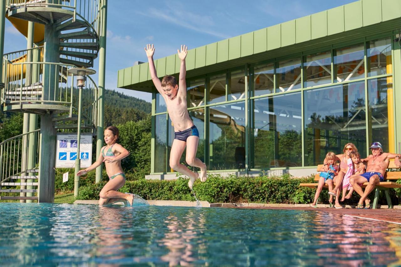 Wander Und Aktiv Hotel Roesslwirt Lam Esterno foto